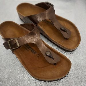 Birkenstock Gizeh Bronze Sandals L10/M8
